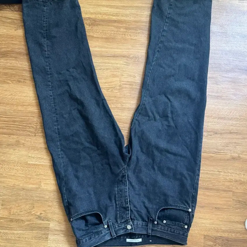 [BUNJANG] Sunflower Wide Twist Denim Jeans / [34]썬플라워 와이드 트위스트 데님