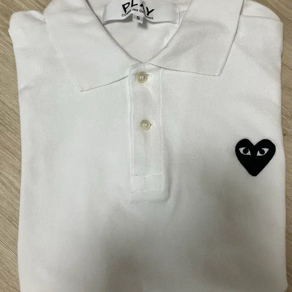 [BUNJANG] Comme des Garçons Black Heart Polo Shirt White / 정품)[S] 꼼데가르송 블랙하트 pk 카라 폴로셔츠 화이트 AX-T066