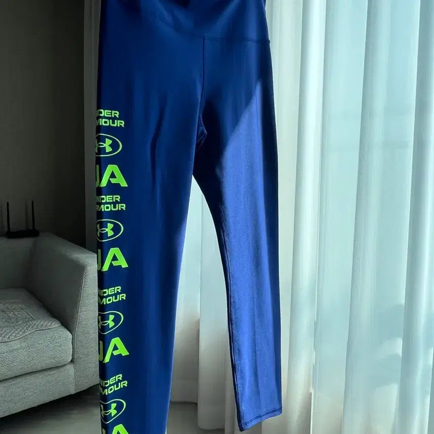 [BUNJANG] Under Armour Lime Logo Women's Ankle-Length Leggings / 언더아머 라임컬러 로고 여성 레깅스 (발목 보이는 길이)