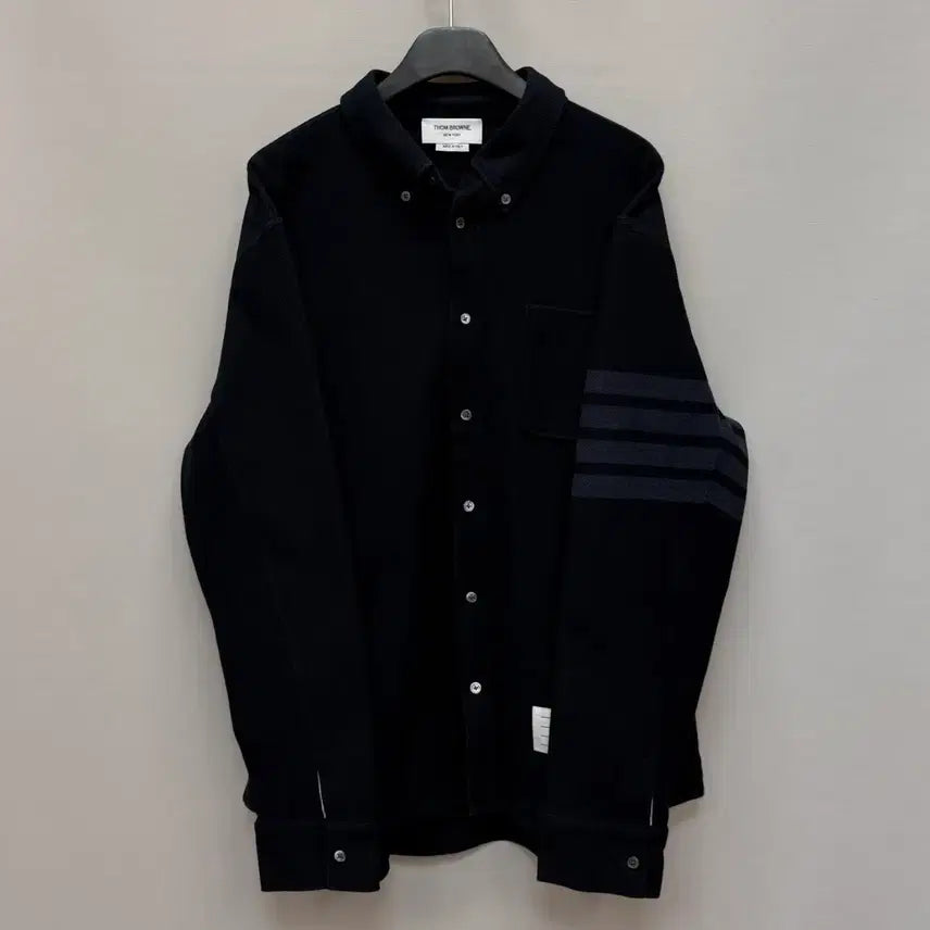 [BUNJANG] Thom Browne 4-Bar Tech Twill Button-Down Shirt Jacket / 톰브라운 4바 테크 트윌 버튼 다운 셔츠형 자켓 ( 105 )