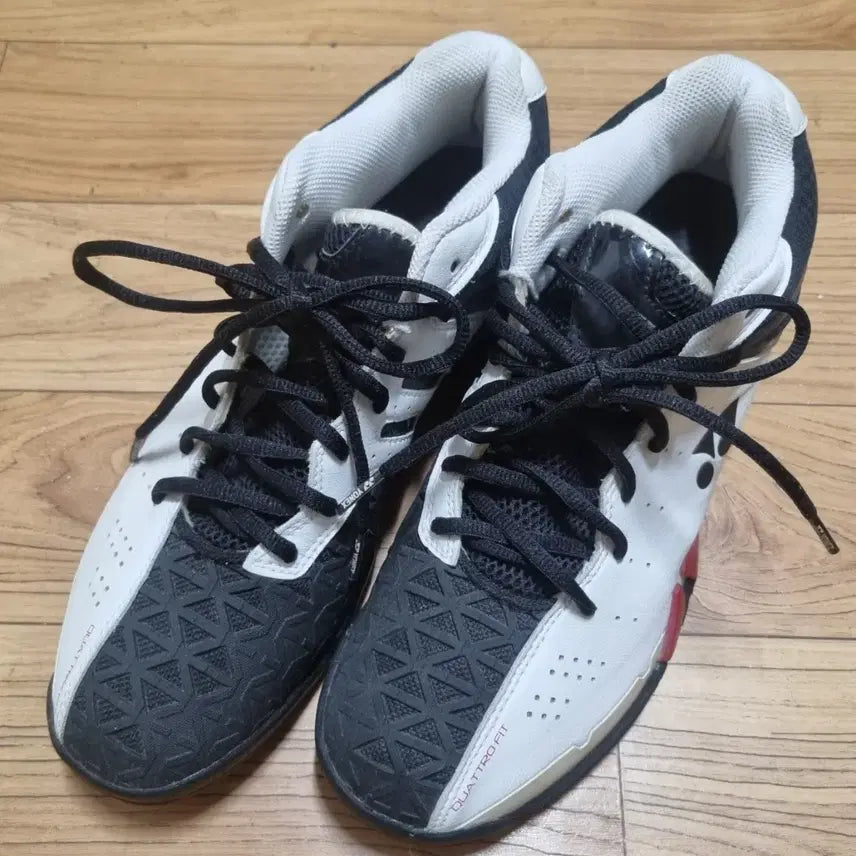 [BUNJANG] Yonex Power Cushion Quadruple Fit Badminton Shoes Size 275 / 요넥스 파워쿠션 쿼트로핏 배드민턴화 275 이미지참조 구제