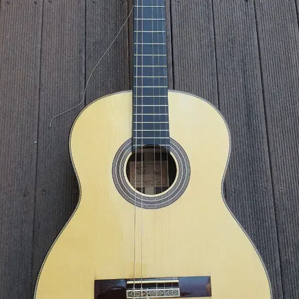 [BUNJANG] Kim Je-man Handmade Classical Guitar No. 50 / 김제만 수제 클래식기타 NO 50호 상태A급 #전국안전택배#
