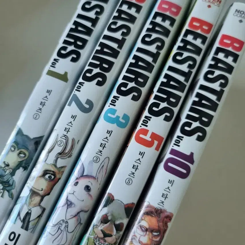 [BUNJANG] BEASTARS Manga Volumes 1, 2, 3, 5, 10 / 비스타즈 BEASTARS 만화책  1, 2, 3, 5, 10권
