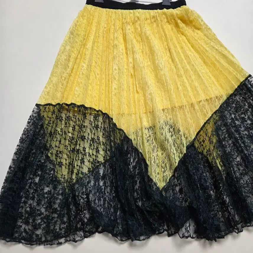 [BUNJANG] Lucky Chouette Yellow Lace Long Skirt Size 38 / 럭키슈에뜨 옐로우 레이스 스커트 38ㅡ기장83cm