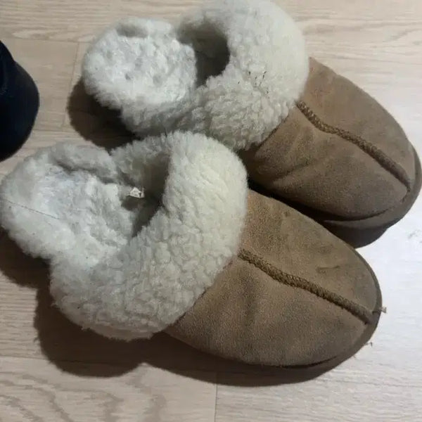 [BUNJANG] Brown Wool Lined Slippers / 양털 슬리퍼 브라운