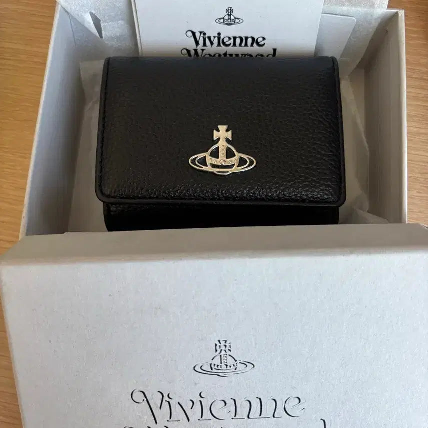 [BUNJANG] Vivienne Westwood Bi-Fold Wallet Black / 급처!!다신없을 매물 비비안웨스트우드 반지갑 블랙