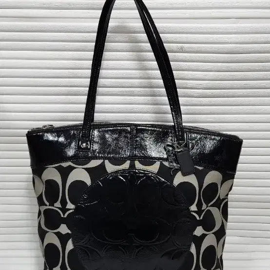 [BUNJANG] Coach Signature Logo Pattern Shopper Shoulder Bag / 코치 시그니처 로고패턴 쇼퍼백 숄더백