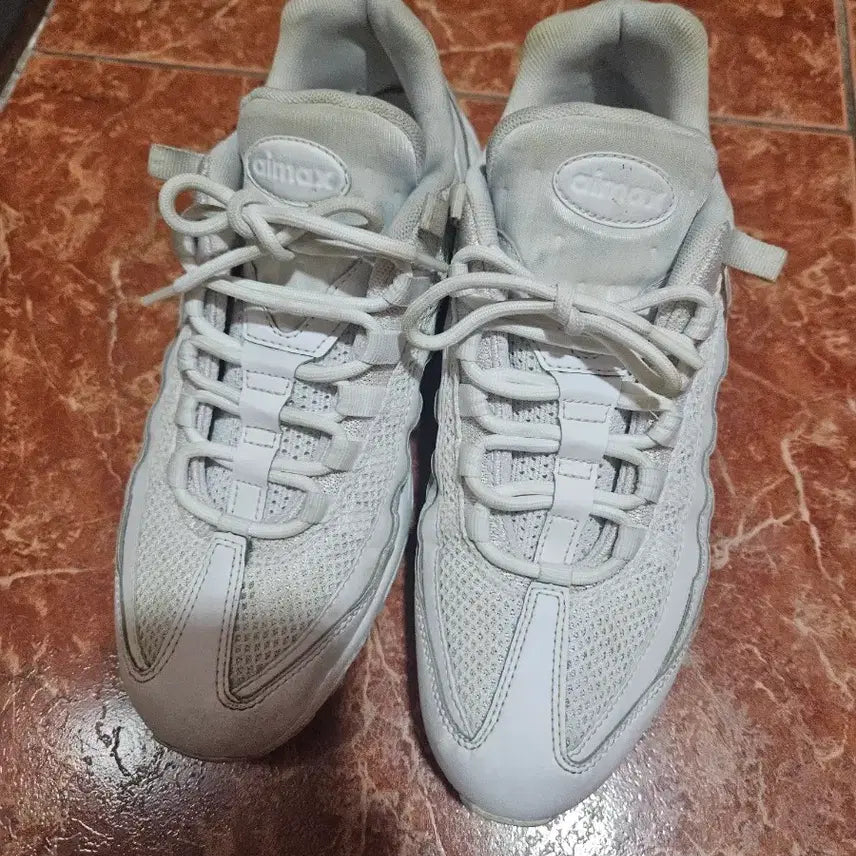 [BUNJANG] Nike Air Max 95 All White Sneakers (275mm) / 에어맥스95 올흰 275