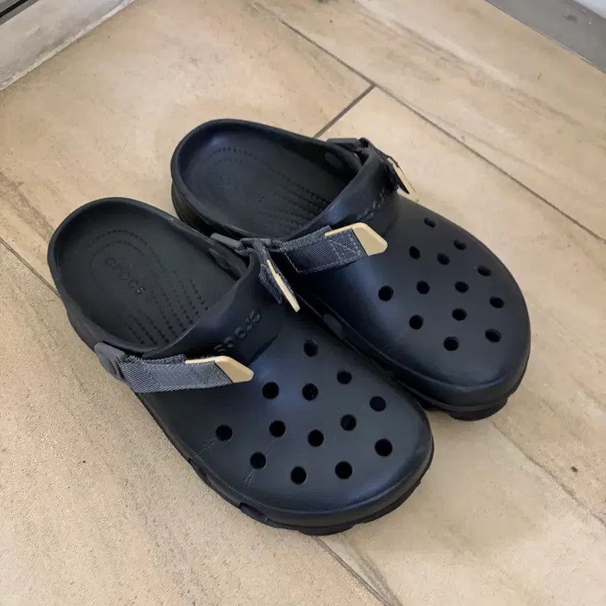 [BUNJANG] Crocs All Terrain Clog Black / (260) 크록스 올터레인 클로그 블랙
