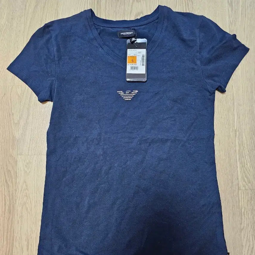[BUNJANG] Emporio Armani Women's Short Sleeve T-Shirt Navy S New / 엠포리오 아르마니 여성 반팔 티셔츠 네이비 S 새상품