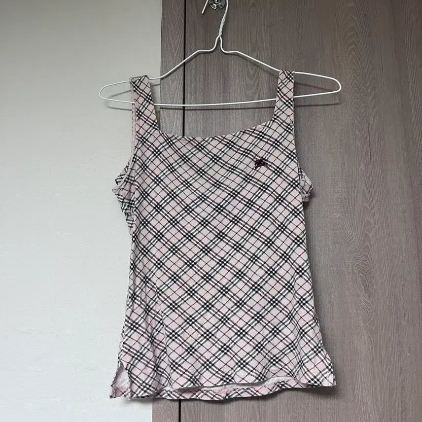 [BUNJANG] Burberry Check Pink Sleeveless Top / 버버리 체크 핑크 슬리브리스 나시