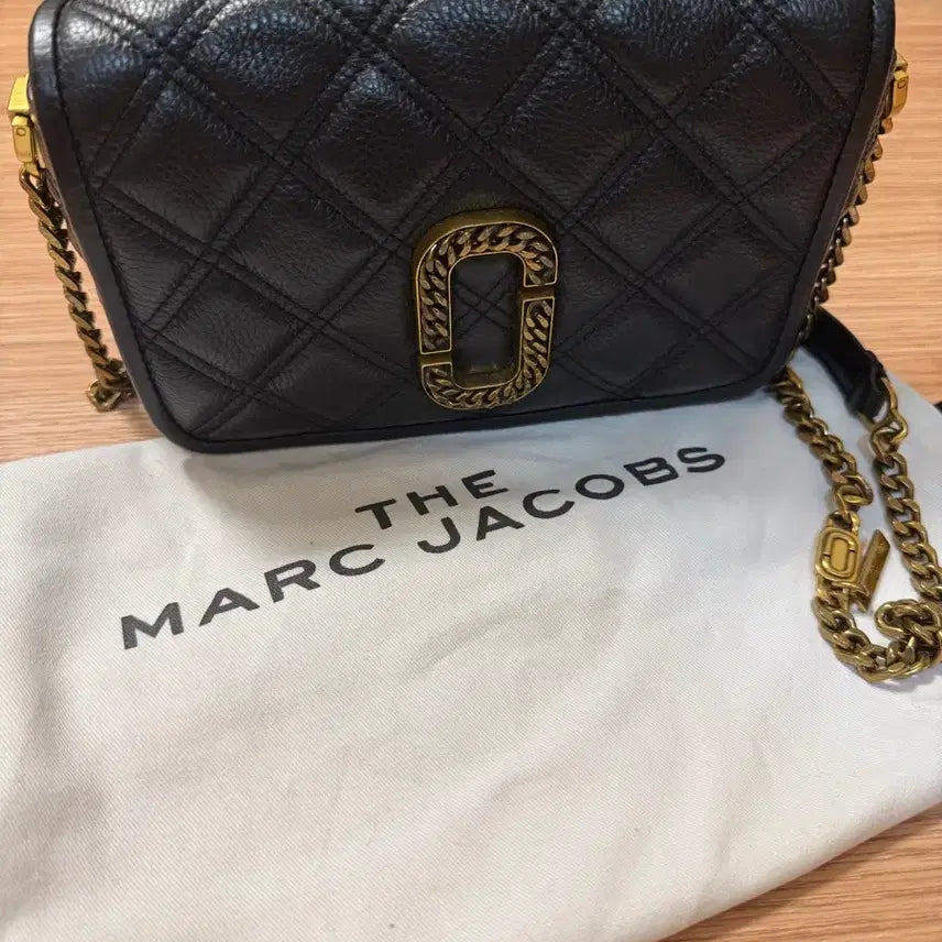 [BUNJANG] Marc Jacobs Quilted Crossbody Bag / 정품 )마크제이콥스 퀄팅 크로스백
