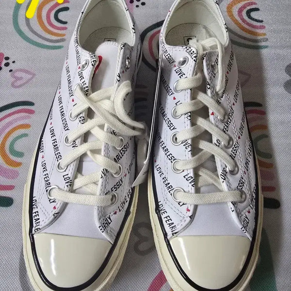 [BUNJANG] Converse "LOVE FEARLESSLY" Sneakers Size 260 / 새상품 컨버스 260사이즈