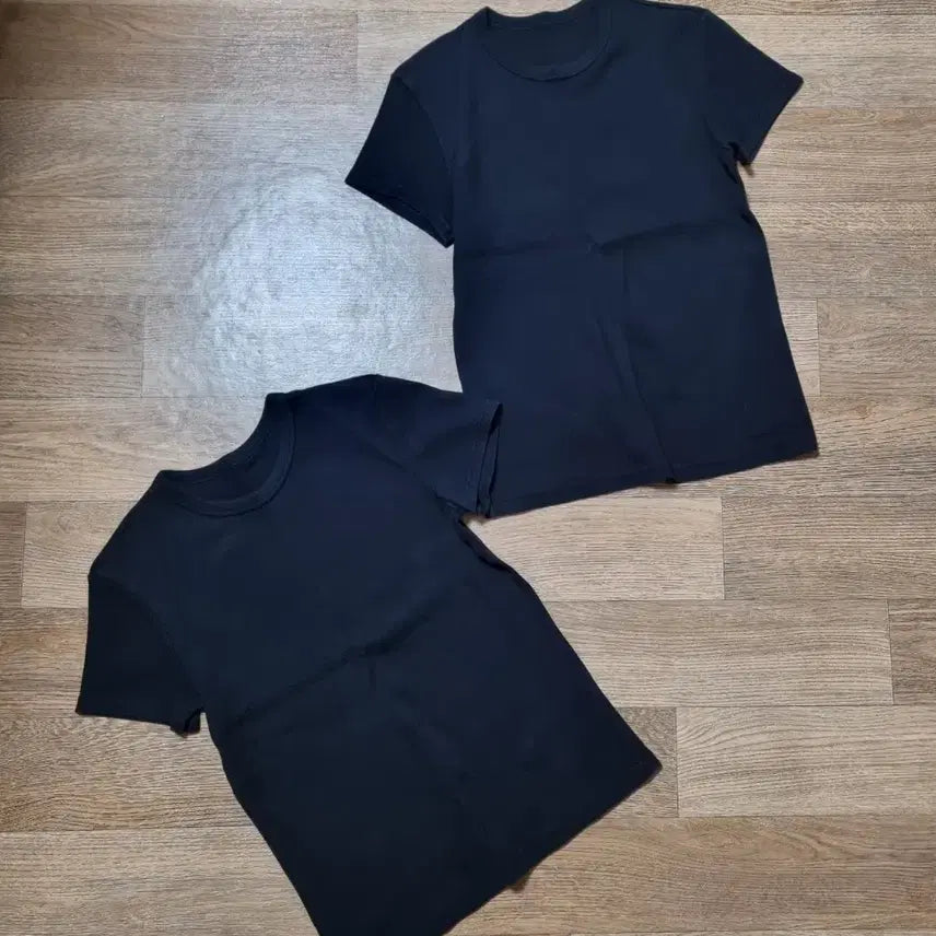 [BUNJANG] Uniqlo Short Sleeve T-Shirt / 유니클로 반팔 티셔츠