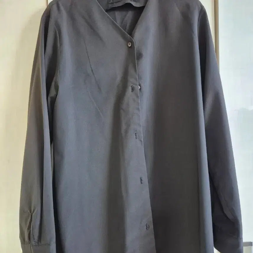 [BUNJANG] Women's V-Neck Blouse (Black) / 여성 셔츠 블라우스