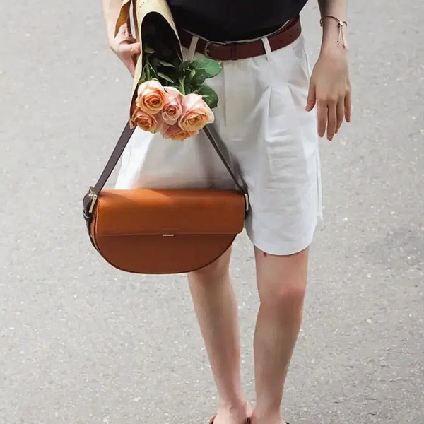 [BUNJANG] UNITUDE Halfmoon Baguette Shoulder Bag / UNITUDE 하프문 바게트 숄더백