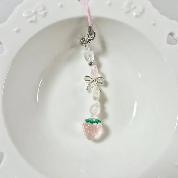 [BUNJANG] Handmade Pink Strawberry Charm / 핸드메이드 분홍딸기 키링 판매합니당