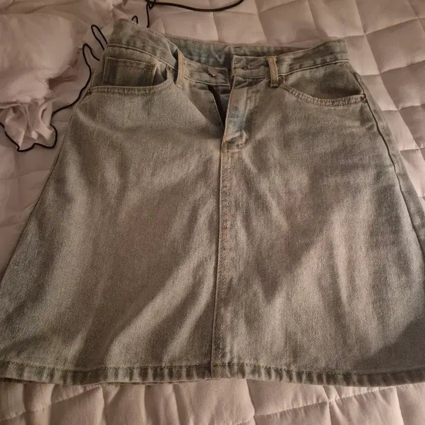 [BUNJANG] Light Wash Denim Mini Skirt / 데님 스커트 연청