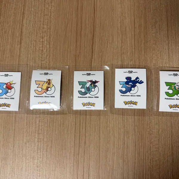 [BUNJANG] Baskin Robbins Pokemon 30th Anniversary Sticker / 베라 포켓몬 30주년 스티커 띠부씰 베스킨라빈스