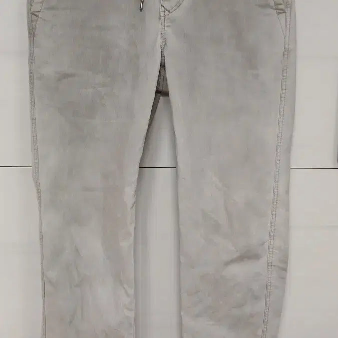 [BUNJANG] SERIES Urban Generation Relaxed Fit Slacks Size 78 / 시리즈 어반 제너레이션 릴렉스드 78사이즈 스판재질사용감 작은점
