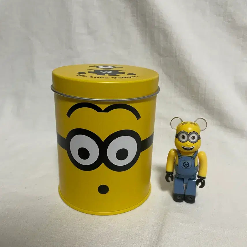 [BUNJANG] Minions Figure + Tin Case Set / 미니언즈 피규어 + 틴케이스