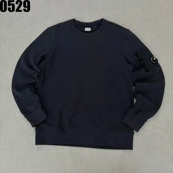 [BUNJANG] CP Company Navy Sweatshirt Size 105 / CP컴퍼니 맨투맨 네이비105