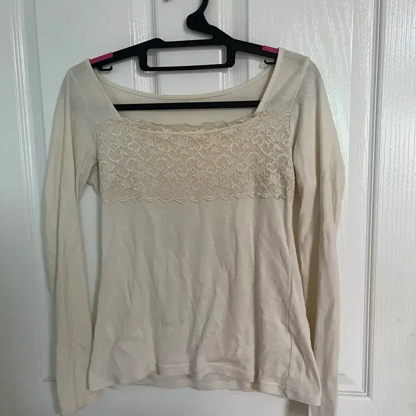 [BUNJANG] Axis Farm Lace Long Sleeve Top / 엑시즈팜깔 레이스 탑 롱슬리브