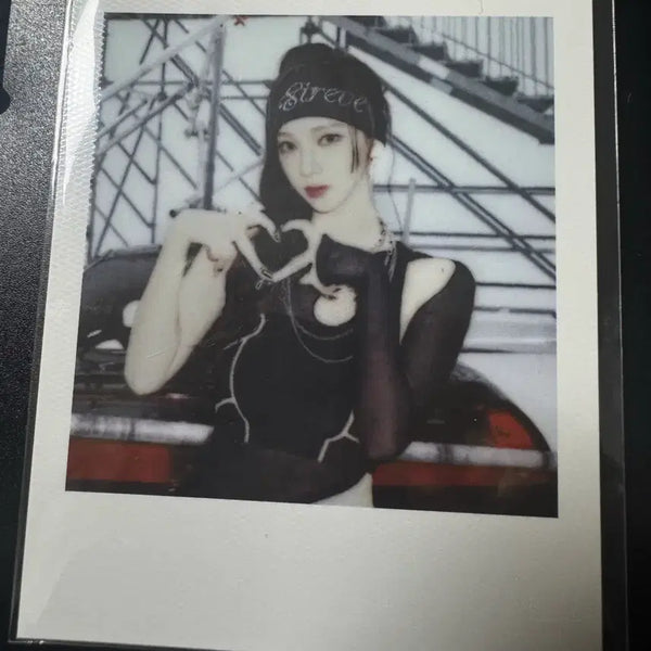 [BUNJANG] Aespa Karina Weplash Popup Polaroid / 에스파 카리나 위플래시 팝업 폴라로이드