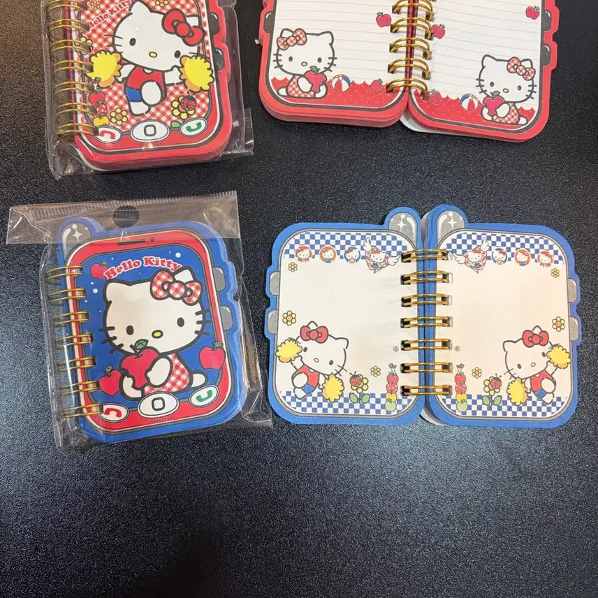 [BUNJANG] Hello Kitty Mini Phone-Shaped Notebook / 헬로키티 미니 수첩 폰모양
