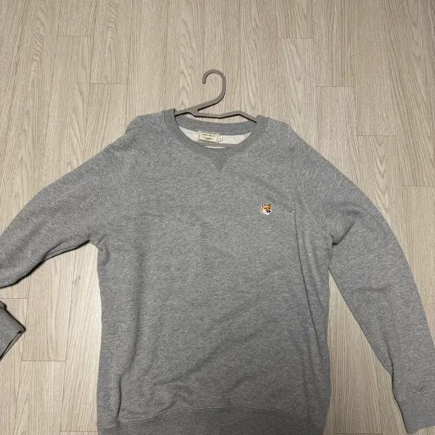 [BUNJANG] Maison Kitsuné Fox Patch Sweatshirt Grey XL / 메종키츠네 맨투맨 그레이 xl