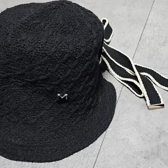 [BUNJANG] Mascara Linen Bucket Hat Black Ribbon / 마스케라 린넨 벙거지 모자 블랙 리본