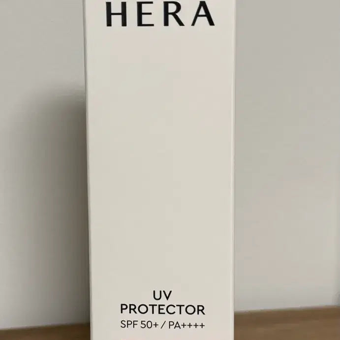 [BUNJANG] Hera UV Protector Tone-Up Sun Cream / 헤라 유브이 프로텍터 톤업 선크림