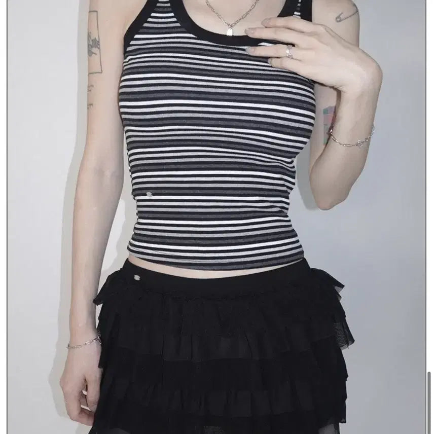 [BUNJANG] Fade Jade U-Neck Stripe Tank Top / 페일제이드 유넥 스트라이프 탱크탑