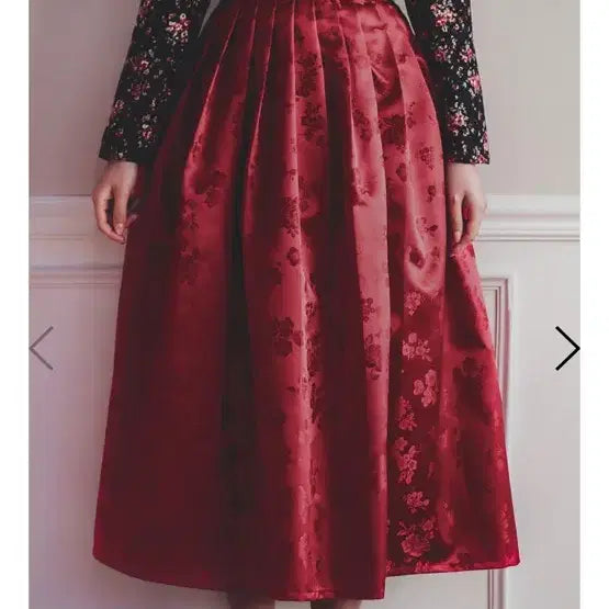 [BUNJANG] Suseolhwa Yangdan Red Waist Skirt / 수설화 양단 레드 :: 허리치마