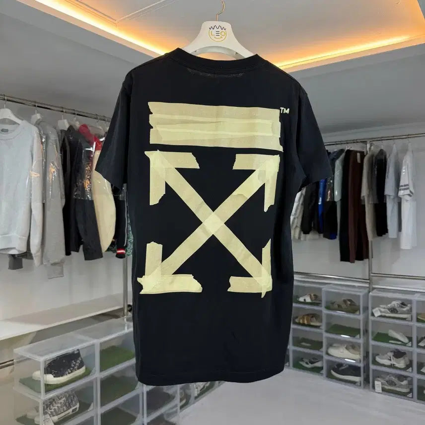 [BUNJANG] Off-White Taping Arrow Short Sleeve T-Shirt Black / 오프화이트 테이핑 애로우 반팔티 블랙 S급