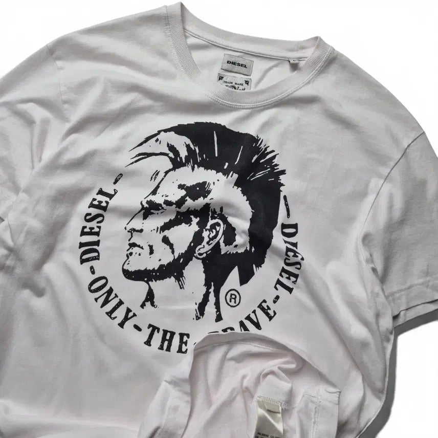 [BUNJANG] Diesel Indian Mohican Logo T-Shirt L / [3일간 20%할인] [L] 디젤 인디언 모히칸 로고 티셔츠
