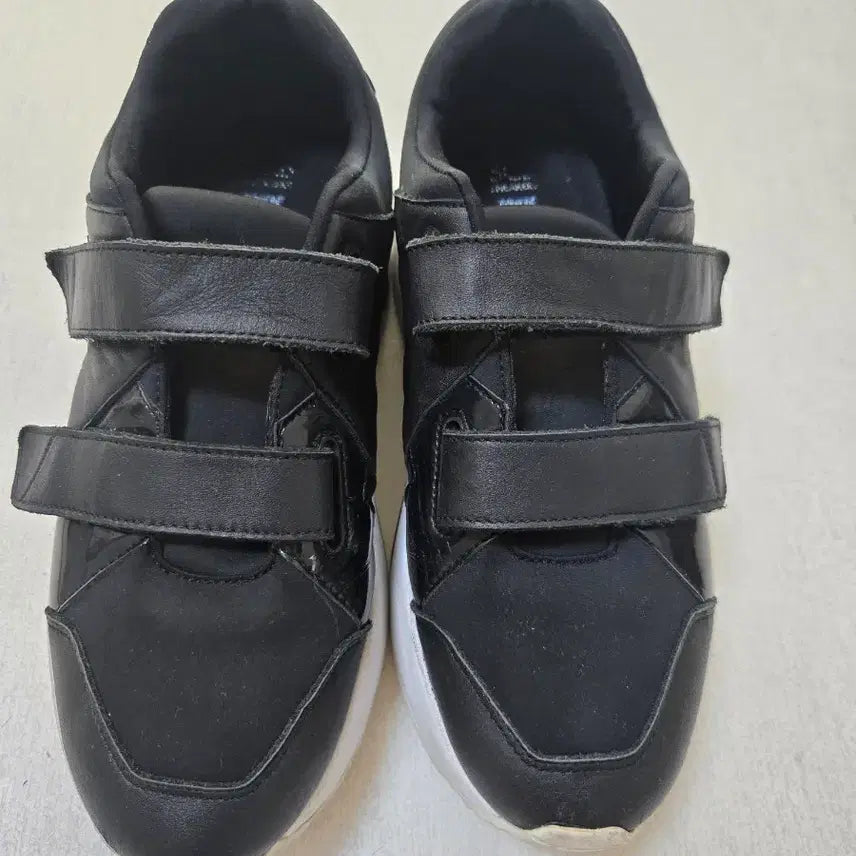 [BUNJANG] SUECOMMA BONNIE Black Height-Increasing Sneakers / 슈콤마보니 키높이 블랙 운동화 270