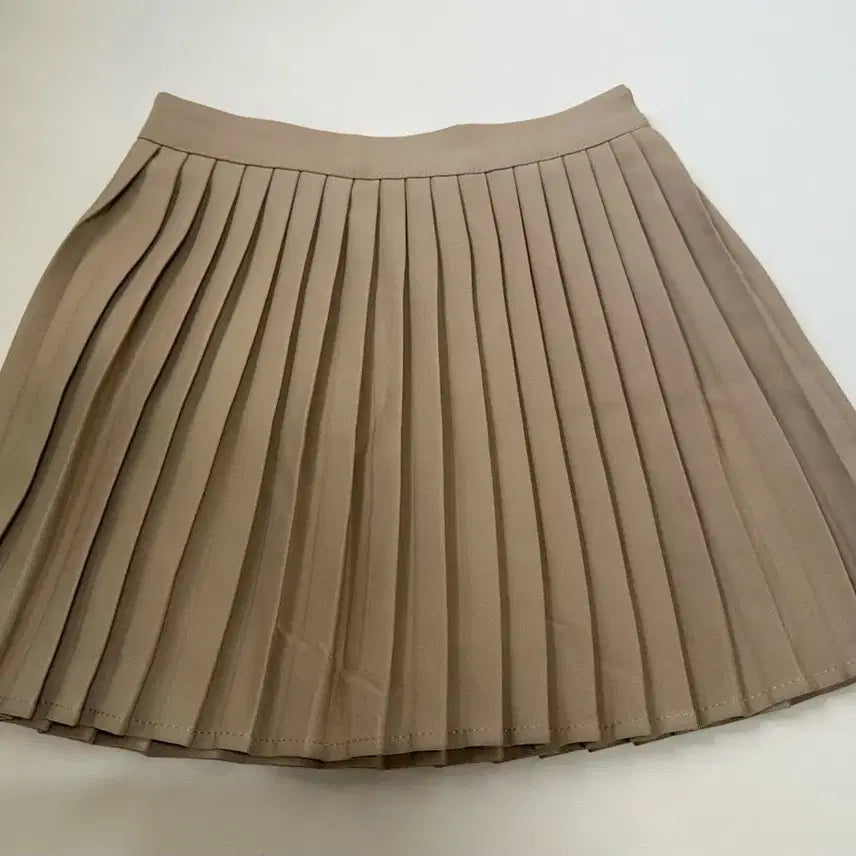 [BUNJANG] Beige Pleated Mini Skirt / (새상품) 베이지 플리츠 스커트