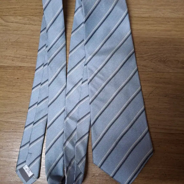 [BUNJANG] T'S COLLECTION Silk Striped Necktie / [일본제 씰크100%] T'S COLLECTION 하늘색스트라이프 넥타이