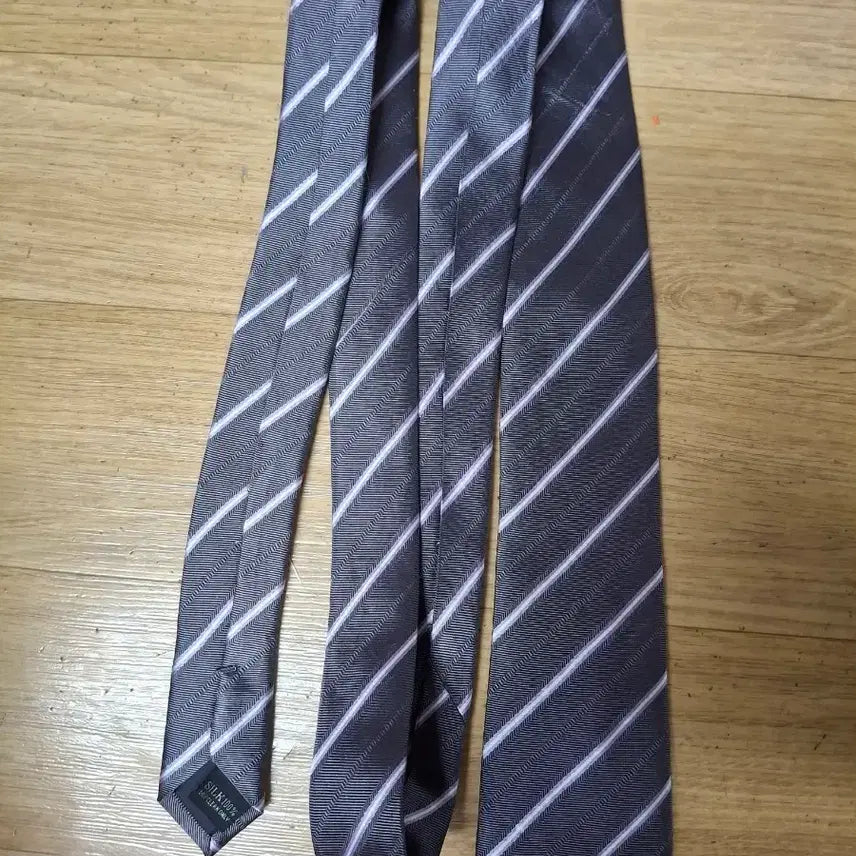 [BUNJANG] LES MUES 100% Silk Striped Necktie / [일본제 씰크100%넥타이] LES MUES 찐회색(컨디션상)