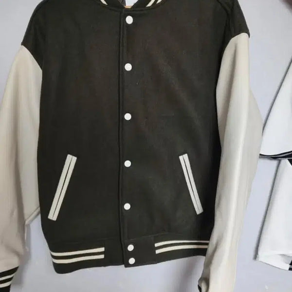 [BUNJANG] Outstanding Varsity Jacket / 아웃스탠딩 바시티 자켓
