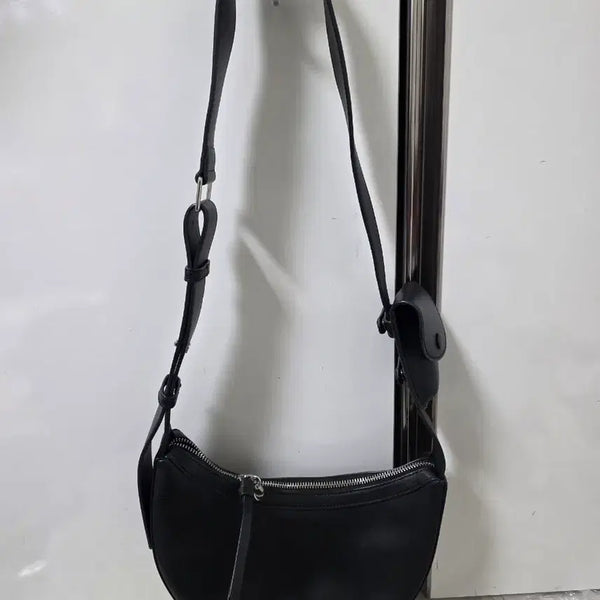[BUNJANG] Oryani New York Hobo Bag Black / 오야니 뉴욕 호보백 블랙
