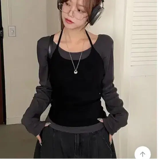 [BUNJANG] U-Neck T-Shirt + Halter Tank Top Set / 홀터나시SET 유넥 티셔츠+나시 세트 /통통/에이블리