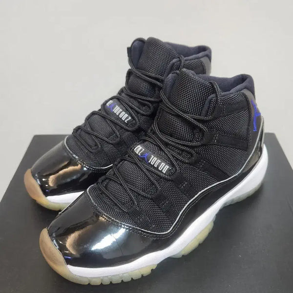 [BUNJANG] Nike Air Jordan 11 Retro Space Jam Basketball Shoes (230mm) / 정품 나이키 조던 11 레트로 스페이스잼 230mm 농구화