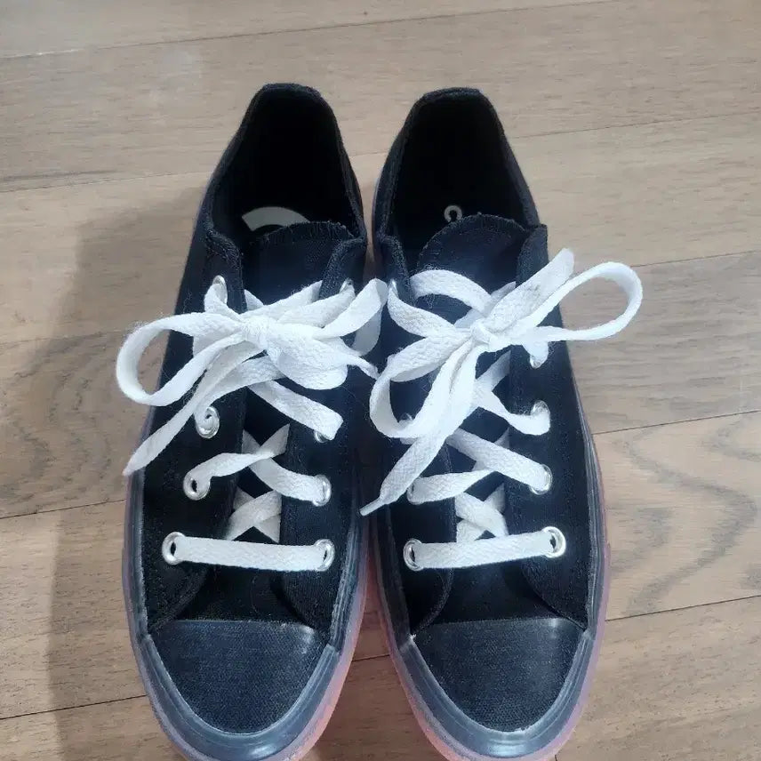 [BUNJANG] Converse All Star Sneakers with Orange Sole Detail / 컨버스 올스타