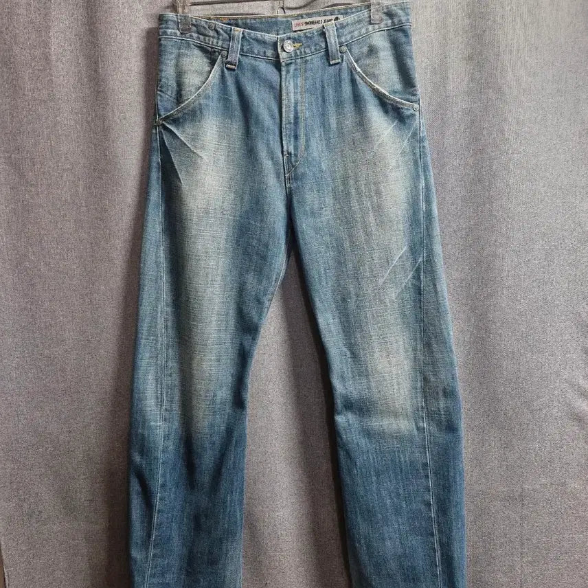 [BUNJANG] Levi's 1999 Engineered Jeans Size 32 / 리바이스 1999 엔지니어드진 32