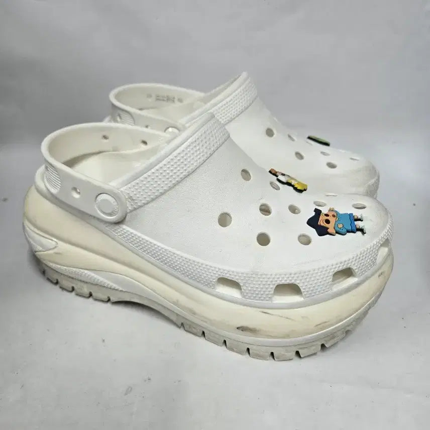 [BUNJANG] Crocs Mega Crush Clog White M8/W10 / 크록스 메가 크러쉬 클로그 화이트 M8/W10
