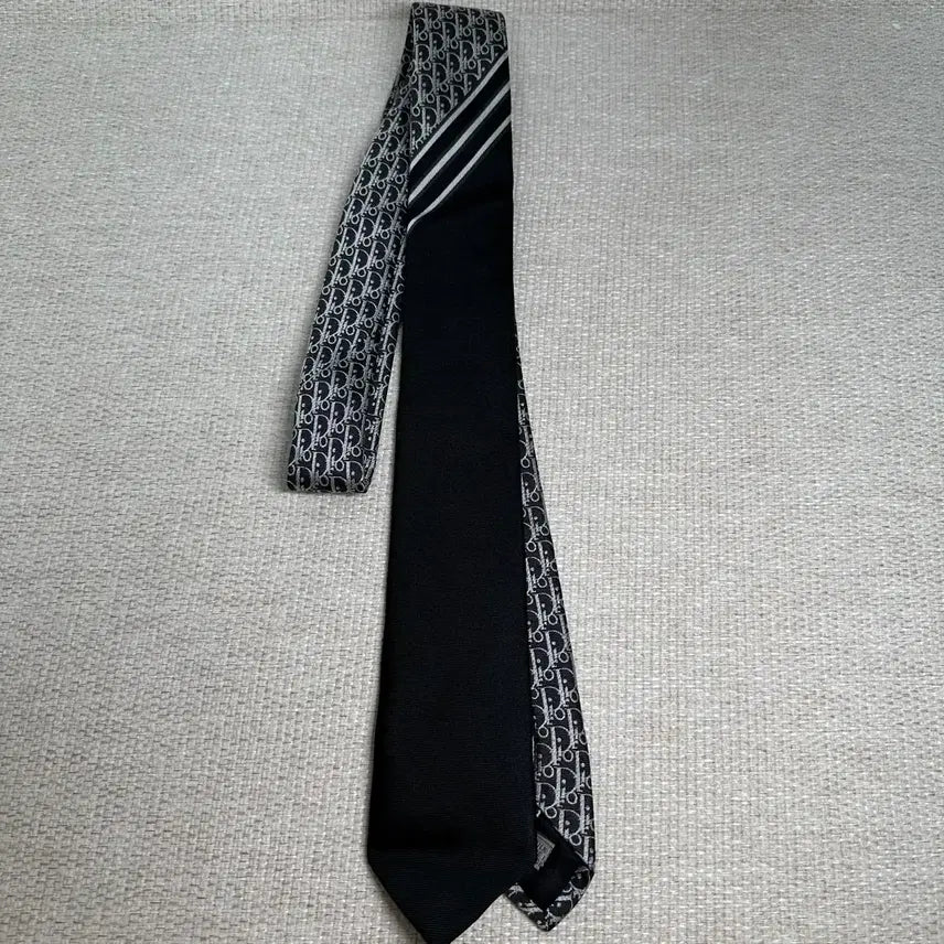 [BUNJANG] Dior Oblique Tie / [S/정품] 디올 오블리크 넥타이