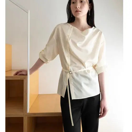 [BUNJANG] How to Love Me Blouse / 하우투러브미 블라우스 @새옷