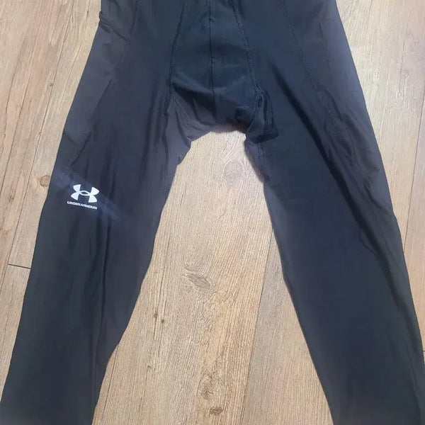 [BUNJANG] Under Armour HeatGear 3/4 Sleeve Compression Shirt / 언더아머 히트기어 7부